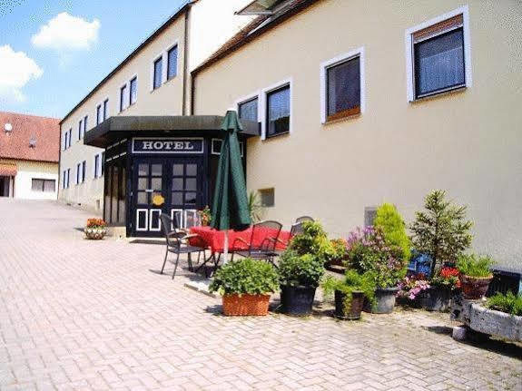 Hotel & Reitsportzentrum Kreuth Heideck Exterior photo